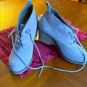 Suede tie ankle boots